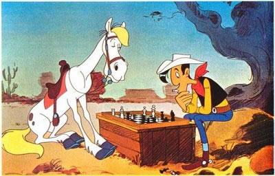 DOLLY & LUCKY PLAYING CHESS